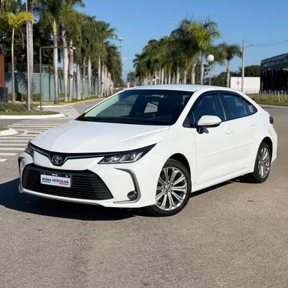 TOYOTA COROLLA 2.0 VVT-IE FLEX XEI DIRECT SHIFT TOYOTA COROLLA 2.0 VVT-IE FLEX XEI DIRECT SHIFT